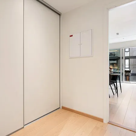 Central Oslo Apartment With Private Balcony Leilighet